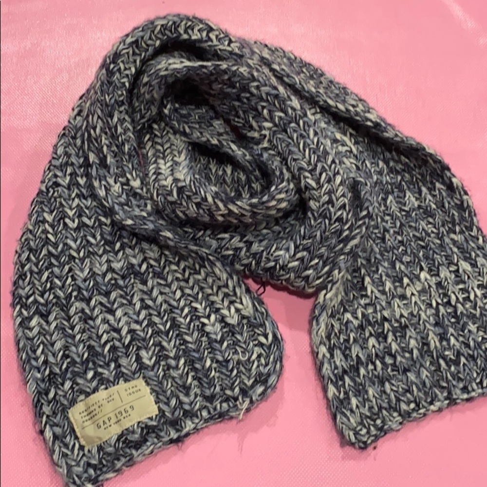 Boys scarf